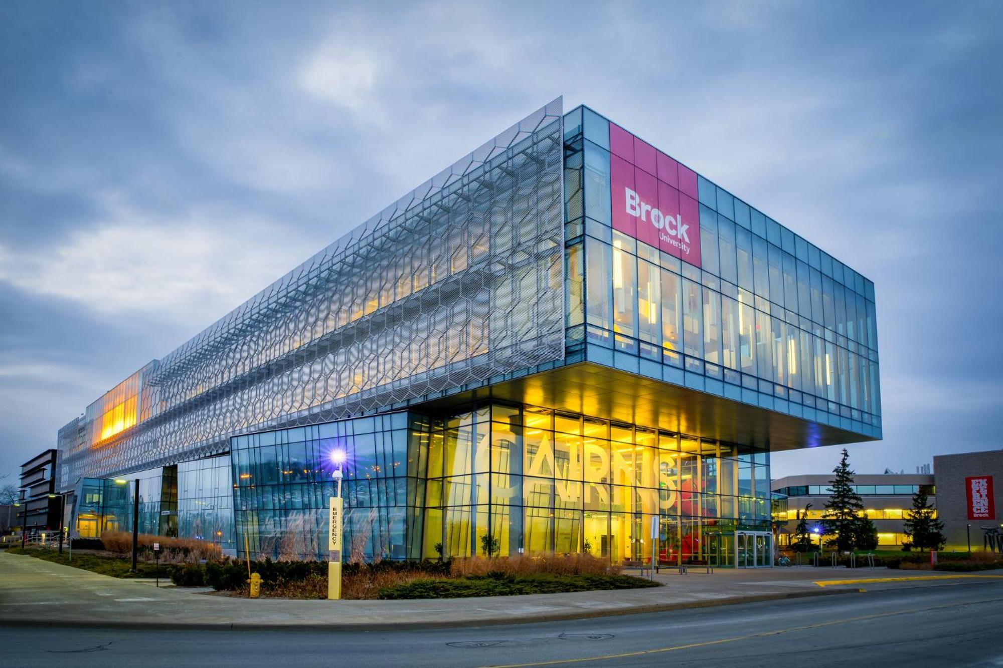 Holiday Inn Hotel & Suites St.Catharines-Niagara By Ihg Sainte-Catherine Exteriör bild